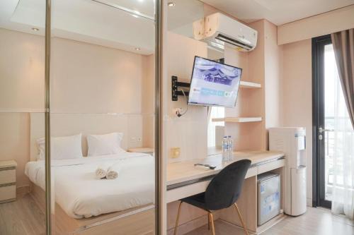 Cipulir Appartement | Good Deal and Restful Studio Kebayoran Icon Apartment By Travelio