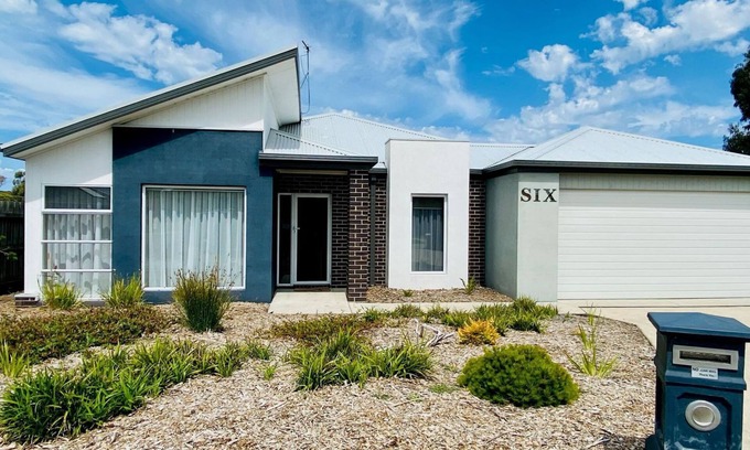 Inverloch Maison | Goodenia Vibes