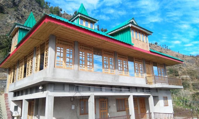 Chakrata Maison | Handaik Apple Homestay