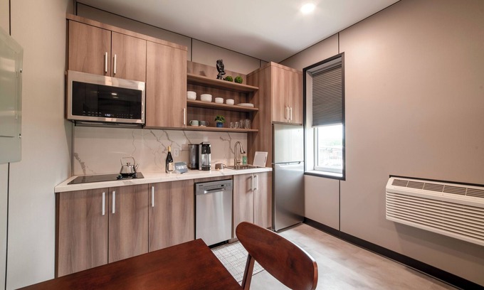 Binghamton Appartement | Gorgeous 1BR Hurpur View w/5 star finishes