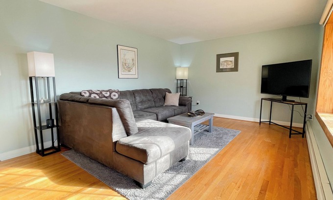 Staunton Maison | Gorgeous 3-bedroom house with Fenced Yard in charming Staunton