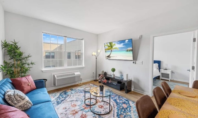 Hackensack River Waterfront Appartement | Gorgeous and Spacious Condo in Prime Jersey City