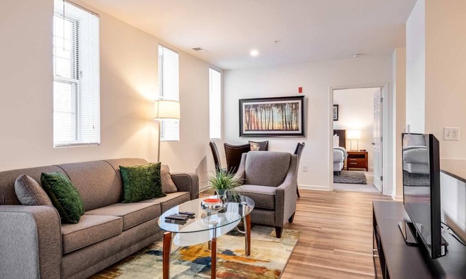 North Waltham Appartement | Gorgeous Apt with Kitchen-ALH-12224