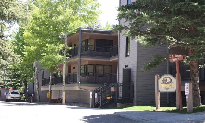 Aspen Copropriété | Gorgeous Aspen Condo By Lift #1 Ski In/out Parking