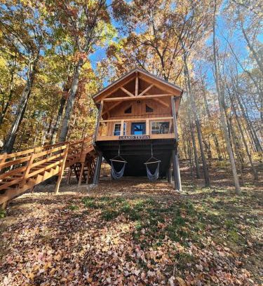 Scio Maison | Gorgeous Cabin Great for Family Getaways in Ohio