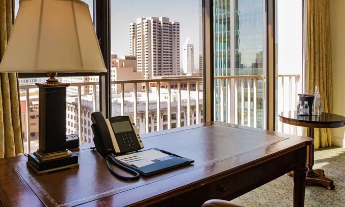 Civic Core Hôtel | Gorgeous City View from Elegant Room | Access to Rooftop Pool