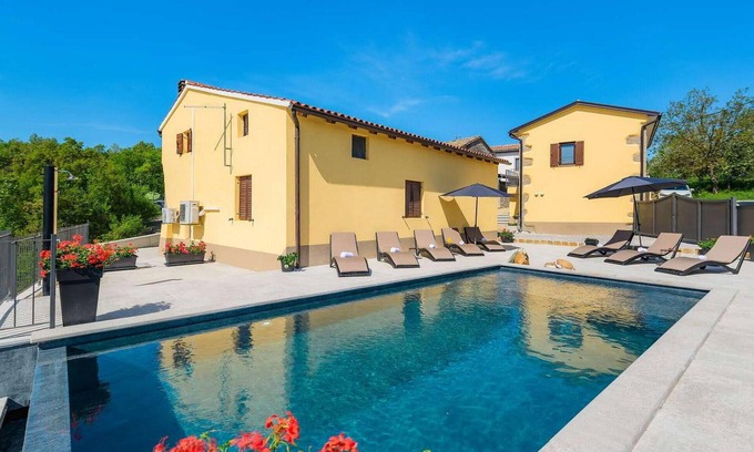 Buzet Maison | Casa Olika