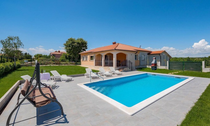 Topid Maison | Superbe maison à Labin avec WiFi