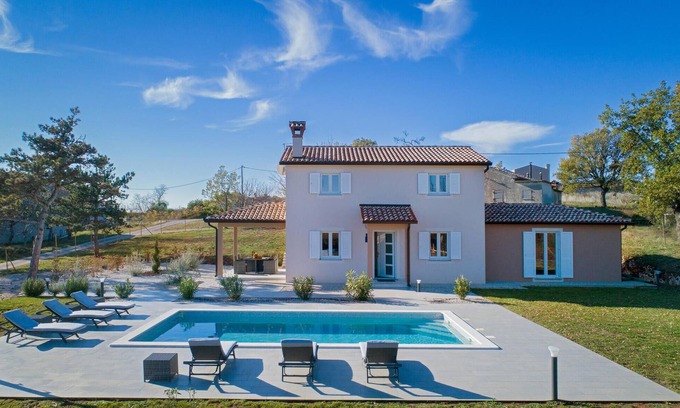 Kapelica Maison | Belle maison à Labin avec WiFi