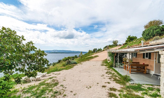 Murvica Maison | Magnifique maison à Nerezisca avec WiFi