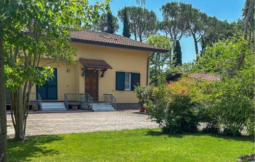 Ronchi Maison | Gorgeous Home In Poveromo With Wifi
