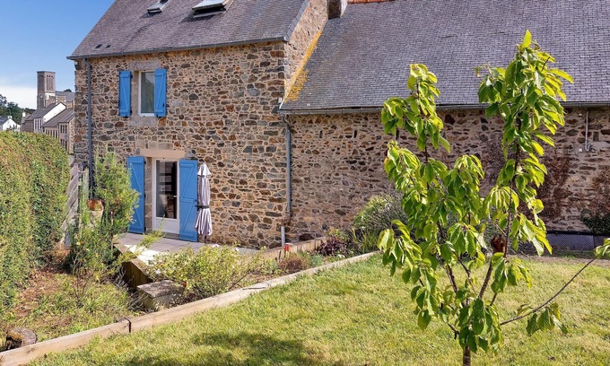 Saint-Clet Maison | Superbe maison à Saint-Clet avec WiFi