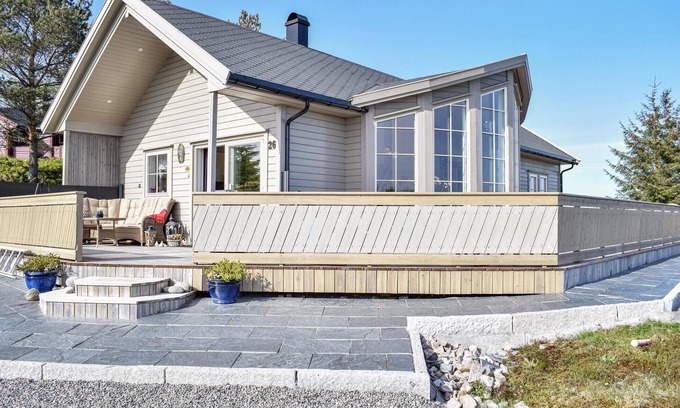 Torangsvag Maison | Superbe maison à Torangsvåg avec Wi-Fi