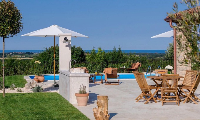 Vardica Maison | Gorgeous home in Umag