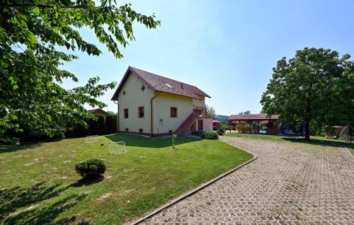 Ludbreg Maison | Gorgeous Home In Vinogradi Ludbreski