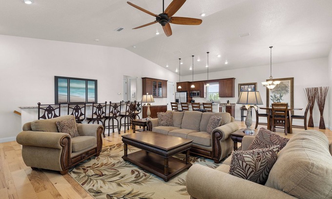 New Smyrna Beach Maison | 🏖️Gorgeous Home Steps from the Beach | Pet Friendly | Close Enough🏖️