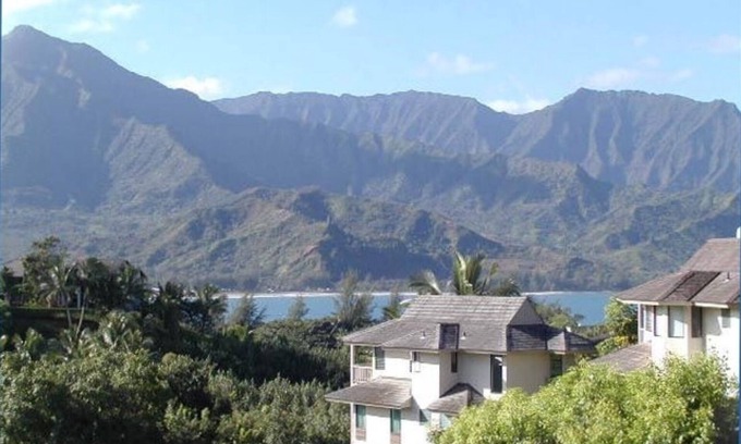 Princeville Copropriété | Gorgeous House Next Door to 1Hotel Hanalei Bay - Awesome Views Unit #10