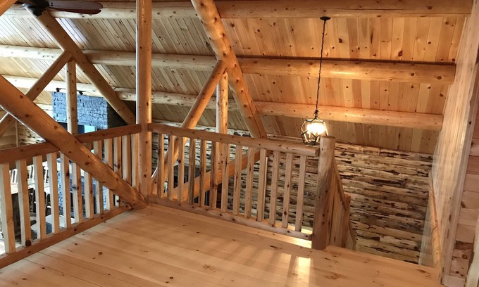 Putnam Cabine | Gorgeous Log Cabin on Lake Thunderbird Illinois