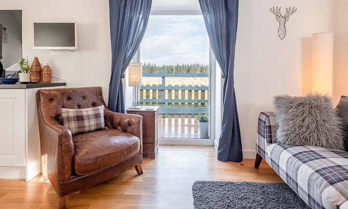 Ladybank Cottage | «Weebothy» Self Catering dans la campagne Steading Lieu avec bain à remous