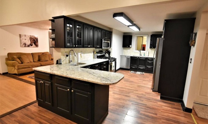 Blodgett Mills Maison | GORGEous Serenity in Marathon