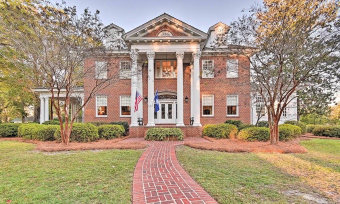 Cheraw Maison | Gorgeous, Southern Home in Beautiful Cheraw!