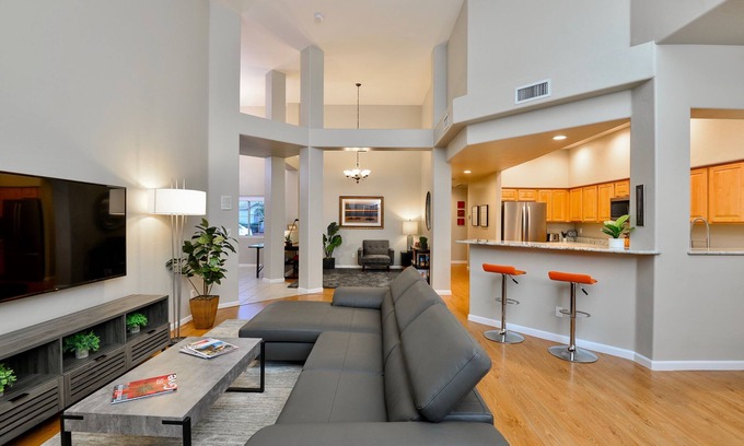 Carmel Pointe Maison | Magnifique maison de ville au coeur de la vallée d'Oro - 2 BD, 2 BA