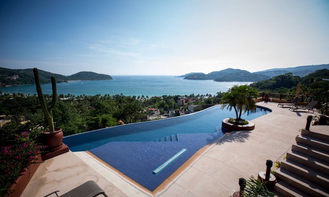Ixtapa - Zihuatanejo Copropriété | Vue magnifique sur la plage de LaRopa