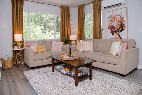 Apple Hill Maison | Gorgeous views 1st Apple hill exit Family Fun