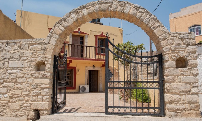 Gortyna Maison | Gortis House in Agii Deka
