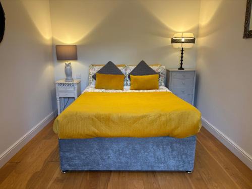 Halstead Maison | Gosfield Cartlodge Retreat