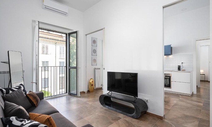 Porta Romana Appartement | Gottardo Apt (Corso San Gottardo/Navigli)