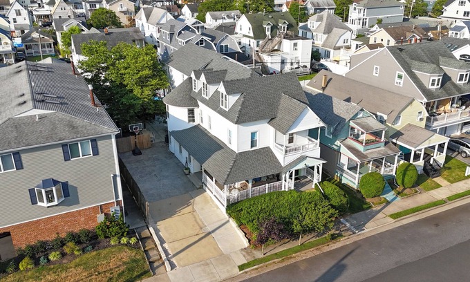 Bradley Beach Maison | Grace by the Sea (Whole House)