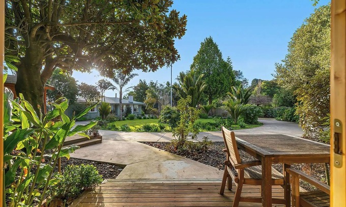 Otaki Maison | Grace Whenua Chalets (up to 20 ppl)