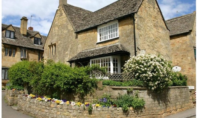 Chipping Campden Cottage | Grade II Prestige Cotswolds Gîte Hébergement classé. VisitEngland 4 ****