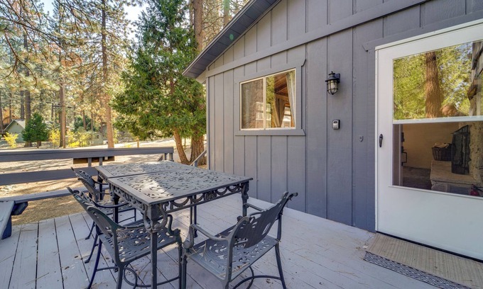 Graeagle Cottage | Graeagle Vacation Rental Cabin w/ Game Room!