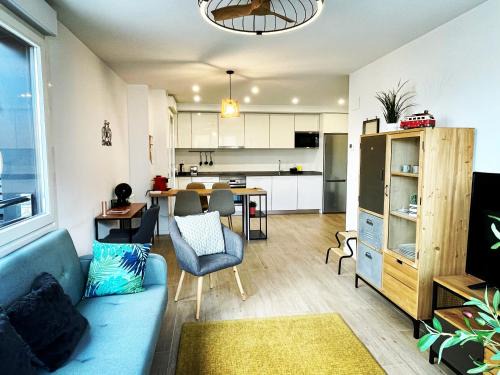 Barakaldo Appartement | Gran Bilbao XI with parking by Aston Rentals