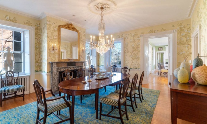 Salem Maison | Maison en brique du Grand 1820 au coeur de Salem historique