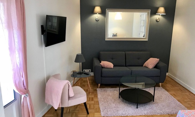 Chinon Appartement | Grand Appartement de Charme 150m2 Vieux Chinon