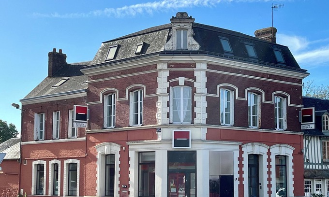 Brionne Appartement | Vrbo Property