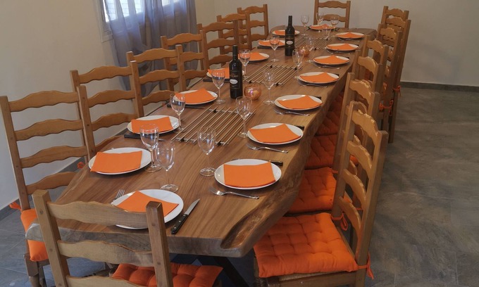 Saint-Lary-Soulan Chalet De Ski | Grand Chalet St-Lary centre 13 à 15 pers 06 37 07 78 76