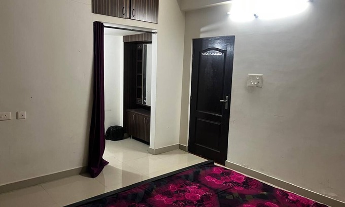 Shaikpet Maison | Grand City Retreat 3 BHK Balcony Bliss in Manikonda. Heart of the city.