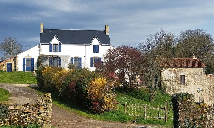 Pompaire Autre | Grand Eco-Gîte, des vacances à la ferme pleines de sens et de partage