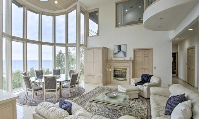 Egg Harbor Maison | Grand Egg Harbor Home with Stunning Lake Views!