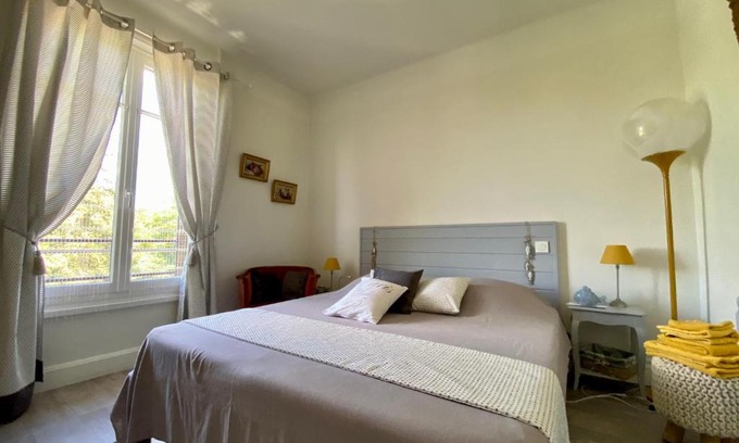 Bellerive-sur-Allier Appartement | GRAND F3 2 Ch CALME CONFORT PARKING RIVE GAUCHE CREPS HIPPODROME GOLF