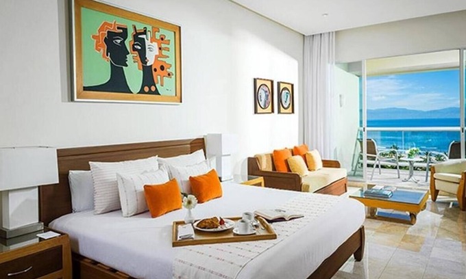 Diamante Station Balnéaire | Grand Mayan Two Bedroom Suite – Spacious Luxury in Acapulco Paradise