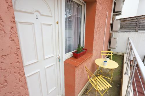 Argeles Plage Appartement | Grand studio 1 au coeur des animations Argeles