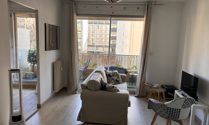Saint-Pierre Appartement | Marseille Timone Grand Studio Cocooning -Facultés de médecine / Hôpital -