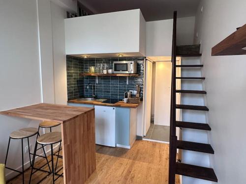 Lisieux Appartement | Grand studio mezzanine cathédrale de Lisieux