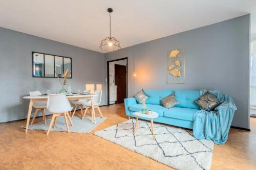 Hotel-de-Ville Appartement | Grand T2 à 8mn de Lille et Stadium Terrasse et parking privé
