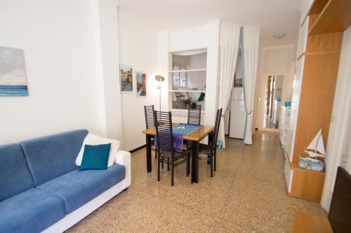 Varazze Appartement | Grande BILOCALE con POSTO AUTO PRIVATO e GIARDINO
